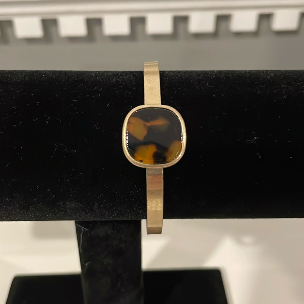 Tortoise brown cuff bracelet